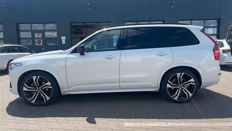 Gebraucht Volvo XC90 Ultimate 235 PS (172 kW) 2022 Crystal white pearl SUV