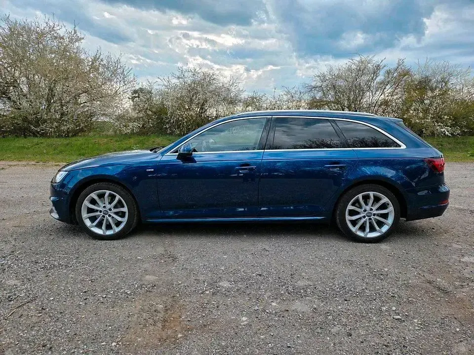 Gebraucht Audi A4 S-Line 190 PS (139 kW) 2017 Blau Kombi
