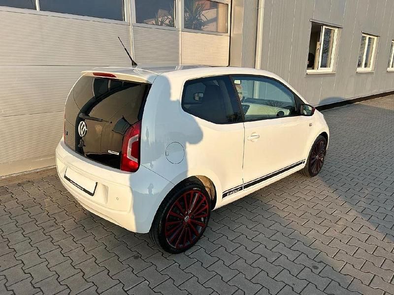 Gebraucht VW up! 75 PS (55 kW) 2016 Weiß Kleinwagen