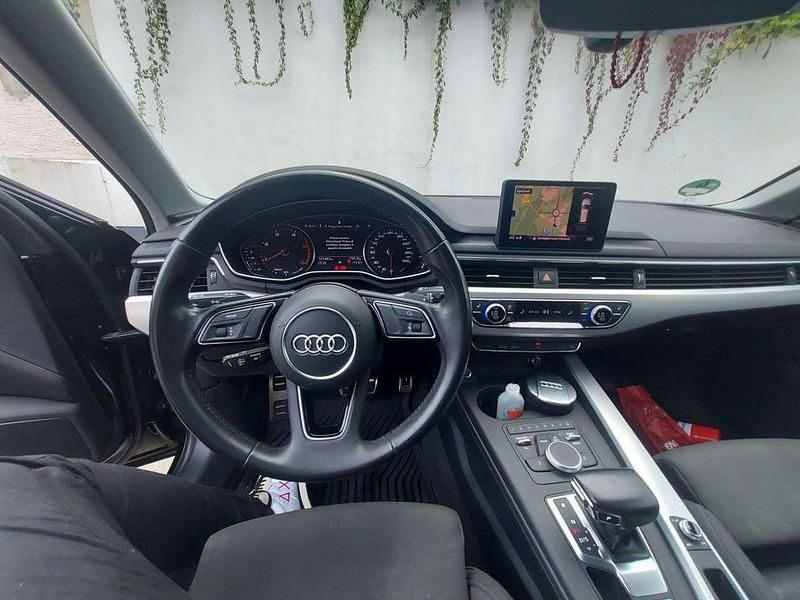 Gebraucht Audi A4 150 PS (110 kW) 2018 Schwarz Kombi