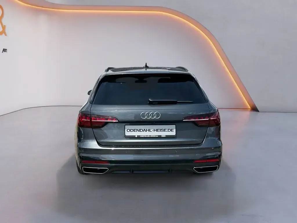 Gebraucht Audi A4 S-Line 204 PS (150 kW) 2023 Grau Kombi