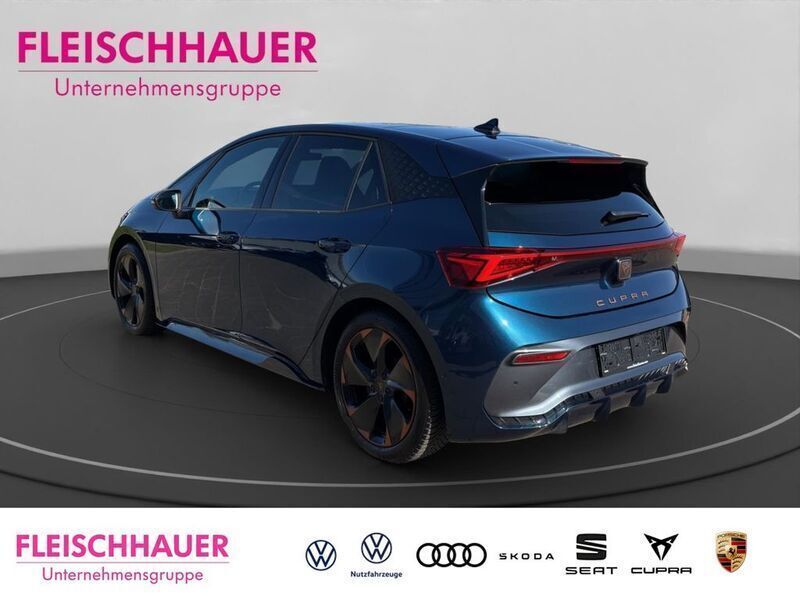 Second-hand Cupra Born 169 kW (231 CP) 2024 Albastru Hatchback