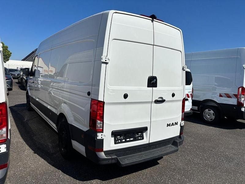 Używany MAN TGE 140 KM (102 kW) 2023 Biały Van