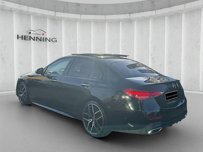 Gebraucht Mercedes C220 AMG 200 PS (147 kW) 2023 Schwarz Limousine