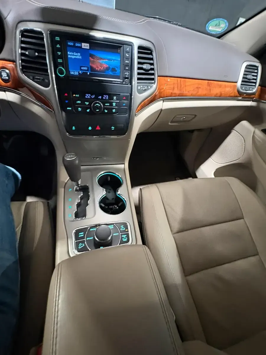 Gebraucht Jeep Grand Cherokee 243 PS (178 kW) 2013 Schwarz SUV