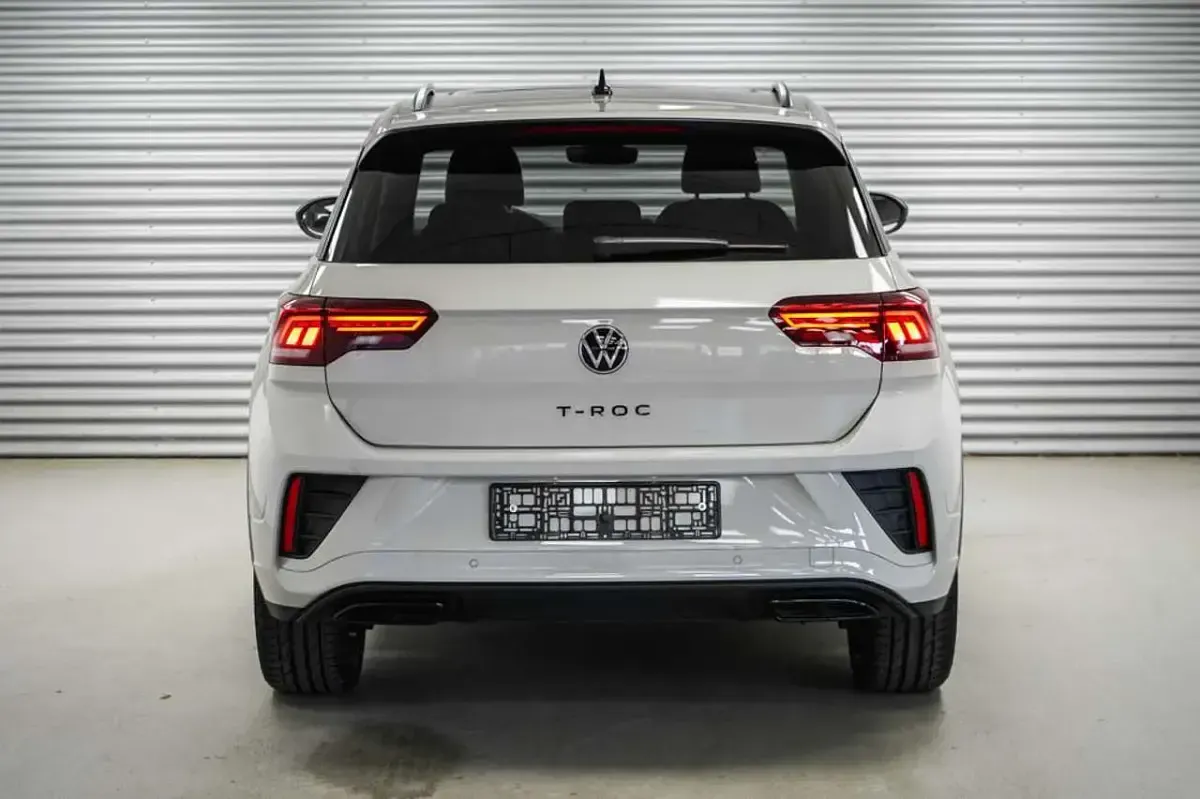 Neu VW T-Roc Cabriolet R-line 150 PS (110 kW) 2025 Ascotgrau SUV