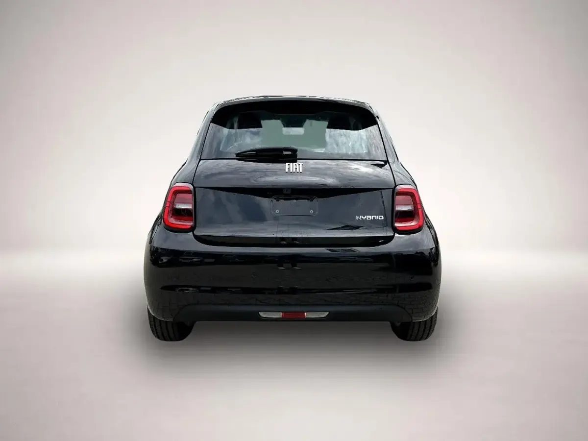 Neu Fiat 500 Icon 65 PS (47 kW) 2026 Manufacturer