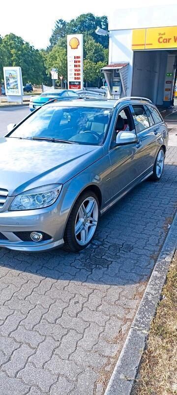 Grau Gebraucht 2008 Mercedes C220 Avantgarde Kombi | 5.000 € (Fairer Preis) - Bild 1/4
