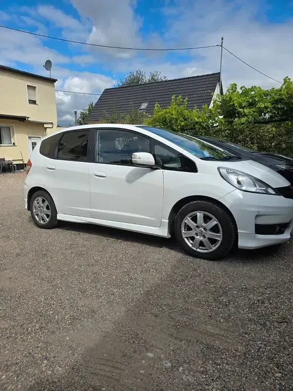 Gebraucht Honda Jazz SI 99 PS (72 kW) 2014 Weiß Kleinwagen