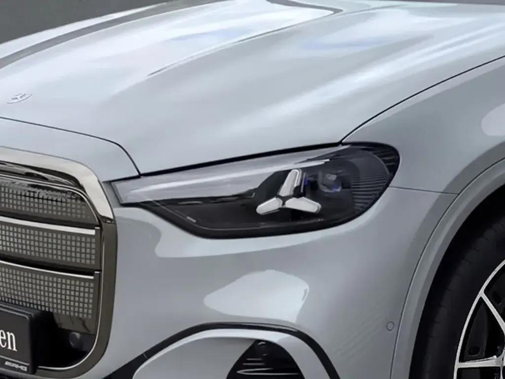 Gebraucht Mercedes GLC400 EQ AMG 359 kW (489 PS) 2026 Grau SUV