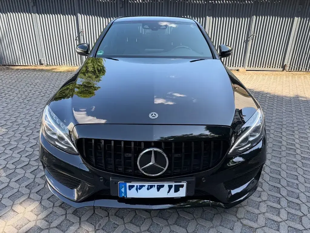 Gebraucht Mercedes C250 AMG line 204 PS (150 kW) 2017 Schwarz Limousine