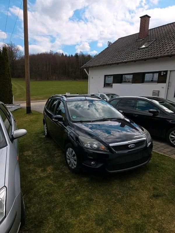 Gebraucht Ford Focus 125 PS (91 kW) 2009 Schwarz Kombi