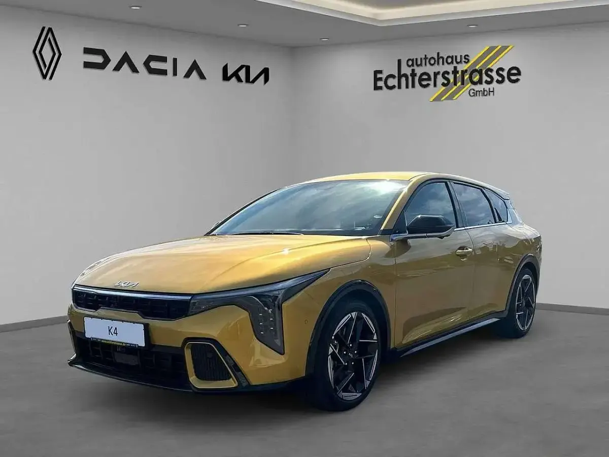 Gebraucht Kia K4 GT-Line 179 PS (131 kW) 2025 Sparkling yellow Limousine