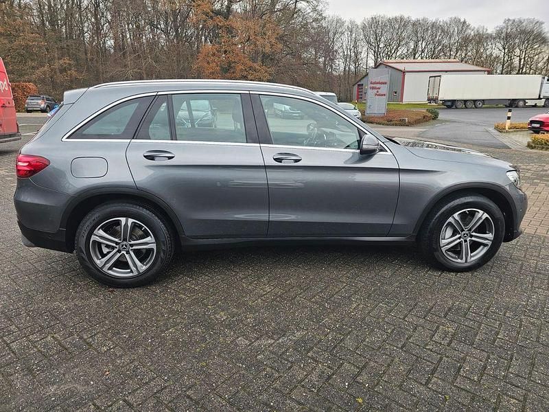 Gebraucht Mercedes GLC250 AMG 204 PS (150 kW) 2017 Grau SUV