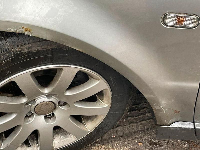 Gebraucht VW Passat Trendline 131 PS (96 kW) 2003 Grau Limousine