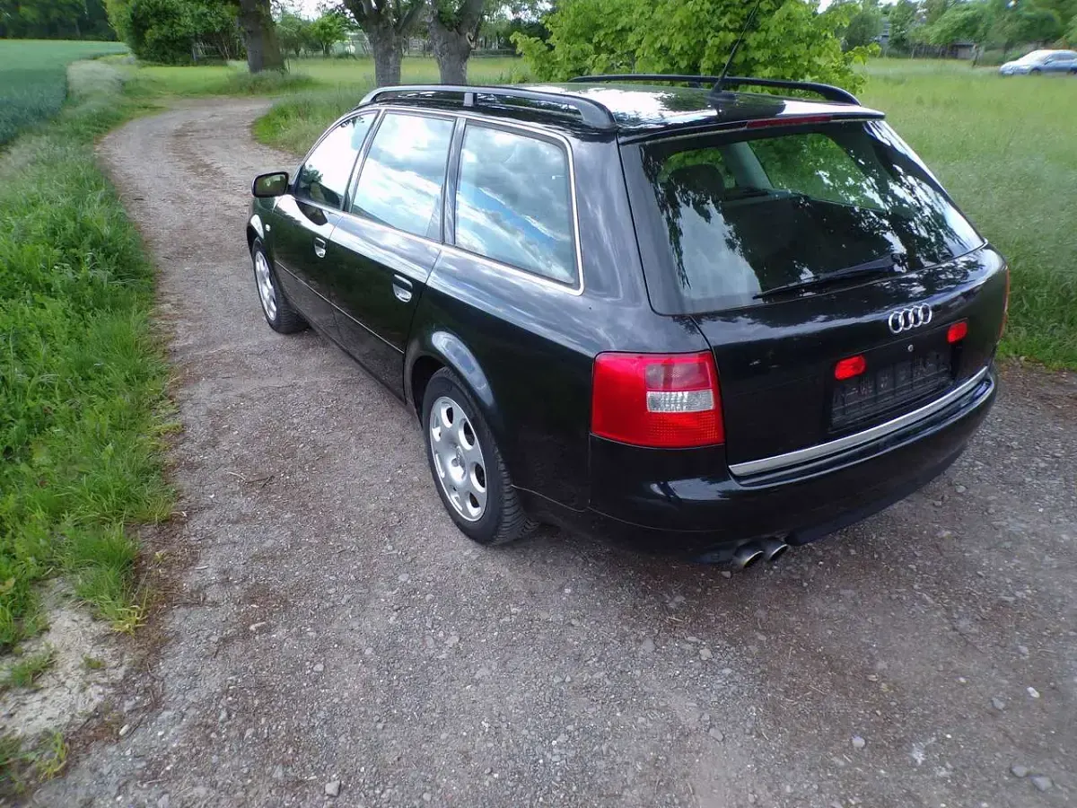 Gebraucht Audi A6 170 PS (125 kW) 2002 Schwarz Kombi
