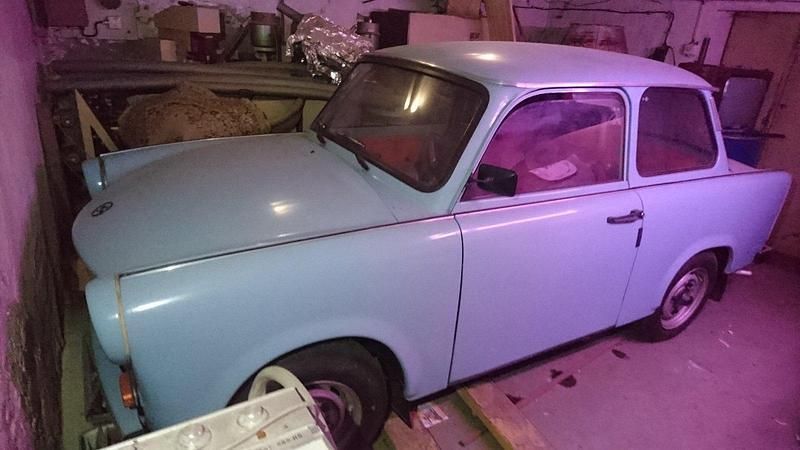 Blau Gebraucht 1988 Trabant 601 Kleinwagen | 12.000 € - Bild 1/4