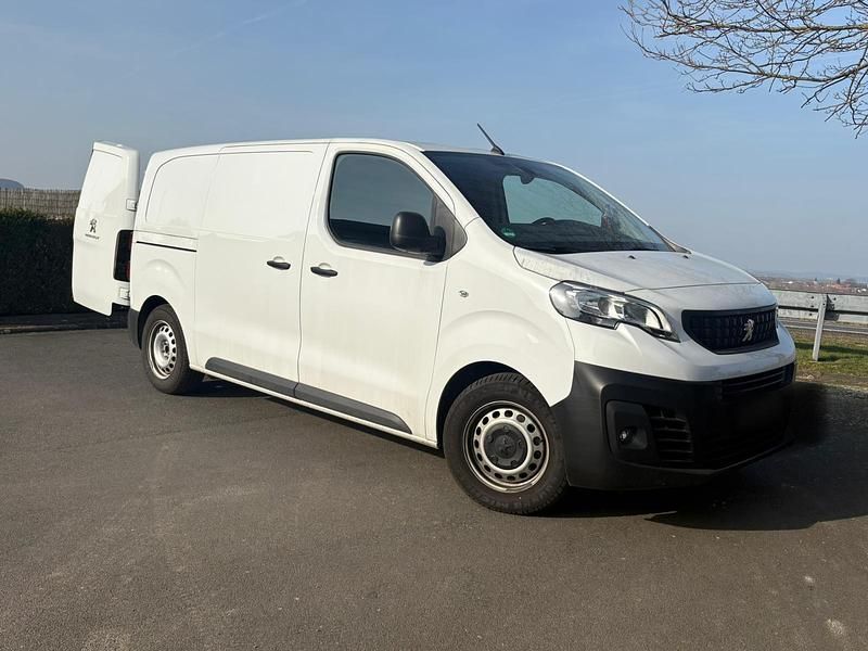 Gebraucht Peugeot Expert 120 PS (88 kW) 2024 Weiß Van