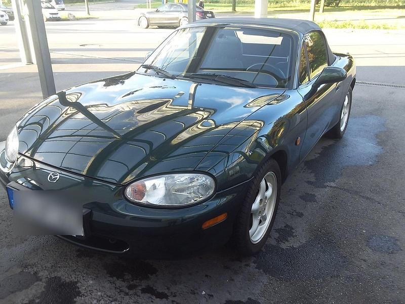 Grün Gebraucht 1999 Mazda MX5 Cabrio | 5.900 € (Fairer Preis) - Bild 1/4