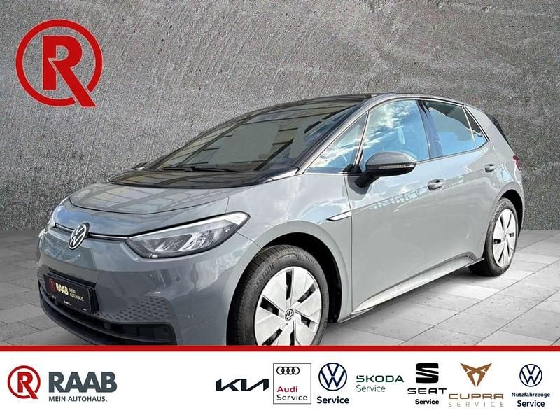 Grau Gebraucht 2022 VW ID.3 Pure Kleinwagen | 17.895 € (Guter Preis) - Bild 1/4