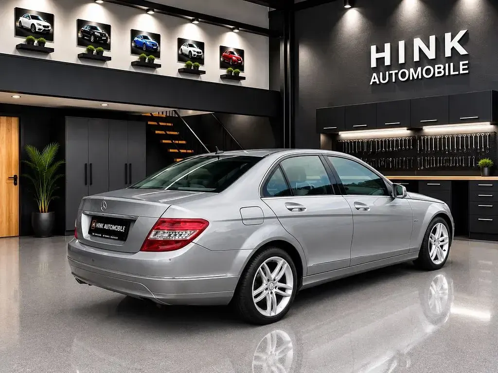 Gebraucht Mercedes C200 136 PS (100 kW) 2010 Silber Limousine