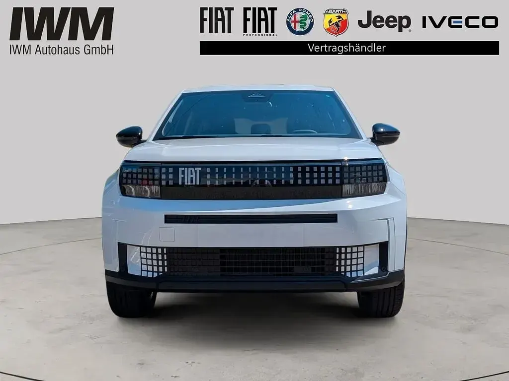 Neu Fiat Grande Panda Icon 83 kW (113 PS) 2026 Gelb Kleinwagen