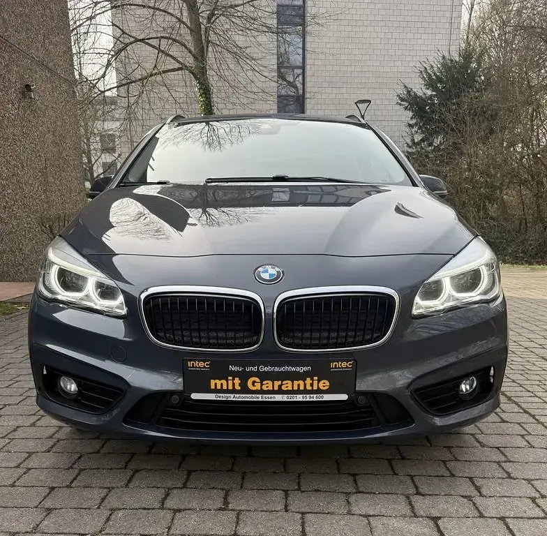 Gebraucht BMW 216 Active Tourer Advantage 116 PS (85 kW) 2017 Grau Van / Kleinbus