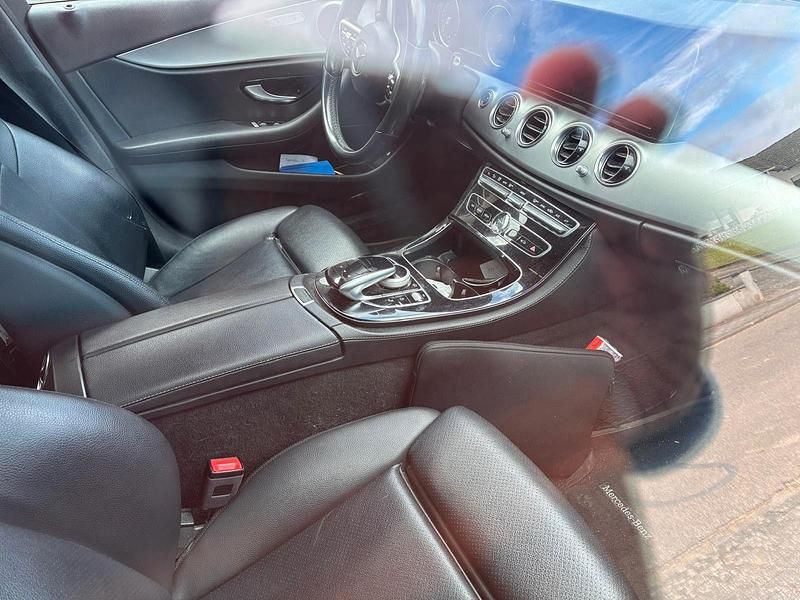 Gebraucht Mercedes E300 245 PS (180 kW) 2019 Grau Limousine