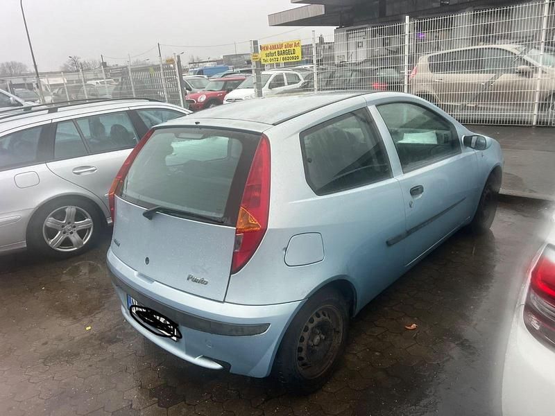 Gebraucht Fiat Punto 60 PS (44 kW) 2002 Silber Kleinwagen