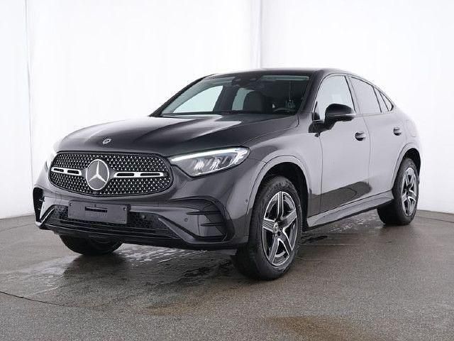 Gebraucht 2024 Mercedes GLC300e | 64.090 € (Etwas zu teuer) - Bild 1/4