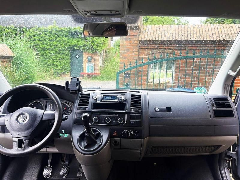 Gebraucht VW T5 179 PS (131 kW) 2013 Grau Van