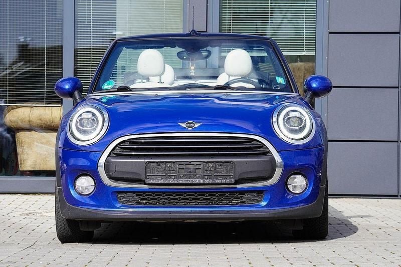 Gebraucht Mini One Cabriolet 102 PS (75 kW) 2019 Blau Cabrio