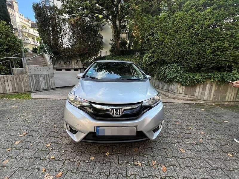 Silber Gebraucht 2015 Honda Jazz Elegance Kleinwagen | 13.999 € (Fairer Preis) - Bild 1/4