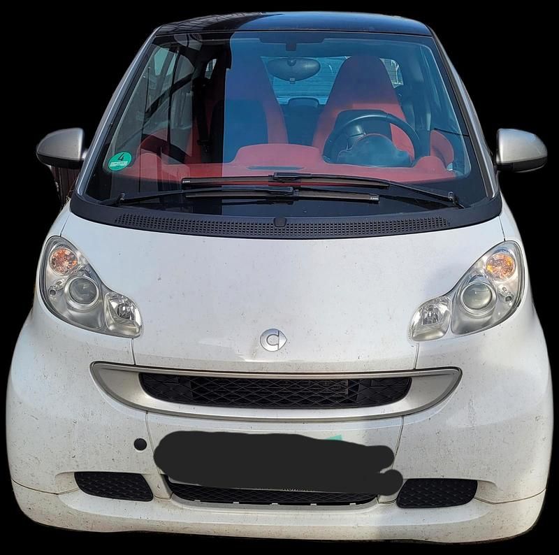 Weiß Gebraucht 2011 Smart ForTwo Coupé Coupé | 3.000 € (Guter Preis) - Bild 1/2