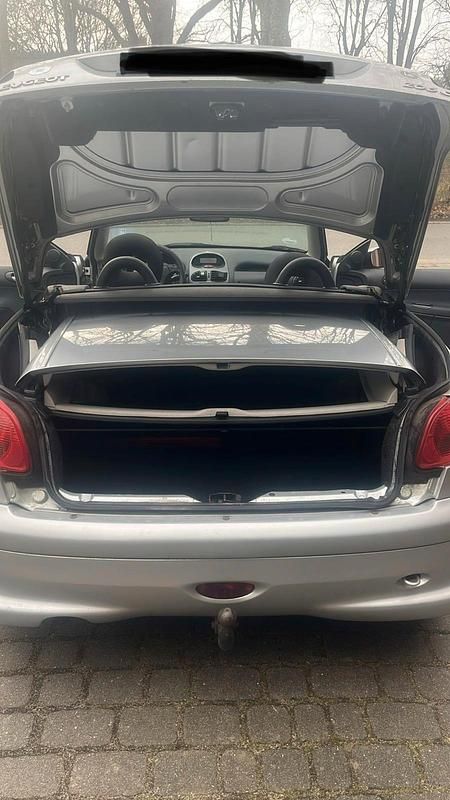 Gebraucht Peugeot 206 CC 109 PS (80 kW) 2005 Silber Cabrio