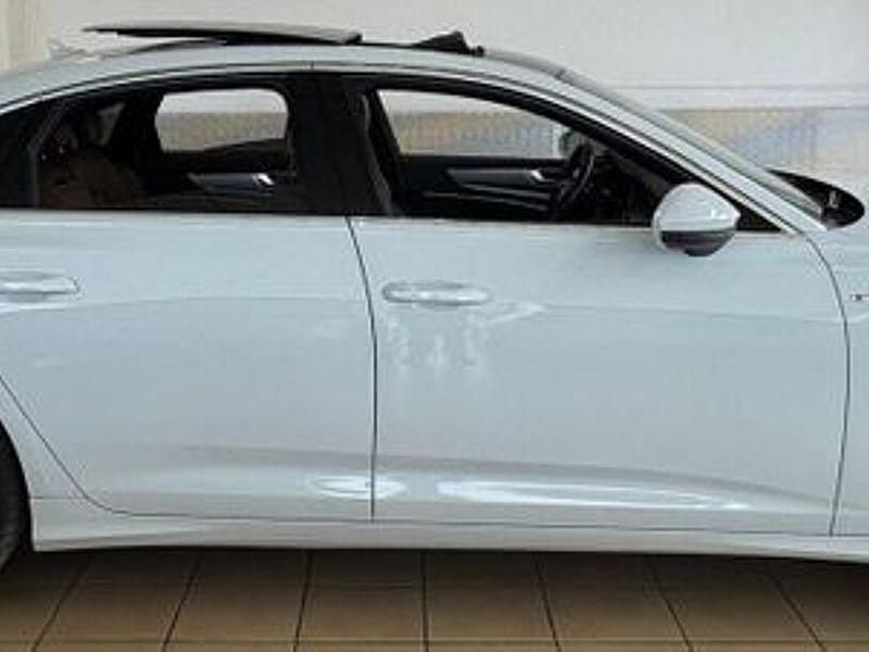 Gebraucht Audi A6 S-Line 245 PS (180 kW) 2022 Weiß Limousine