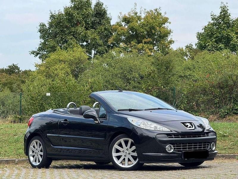 Schwarz Gebraucht 2008 Peugeot 207 Roland Garros Cabrio | 3.800 € (Fairer Preis) - Bild 1/4