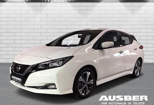 Gebraucht Nissan Leaf N-Connecta 110 kW (150 PS) 2022 S) (weiss Kleinwagen