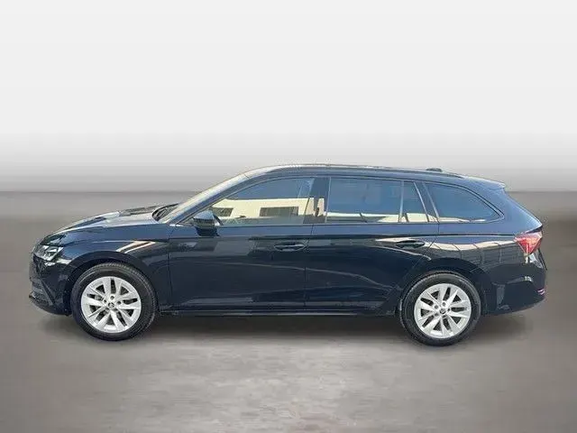 Gebraucht Skoda Octavia Ambition 116 PS (85 kW) 2023 Schwarzmagic perleffekt Kombi