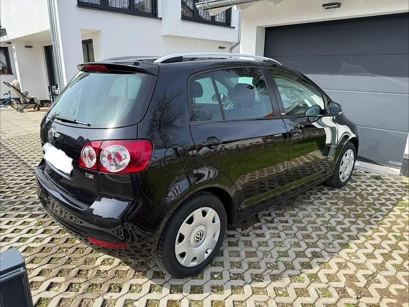 Gebraucht VW Golf Plus Cross Style 122 PS (89 kW) 2012 Schwarz Van / Kleinbus