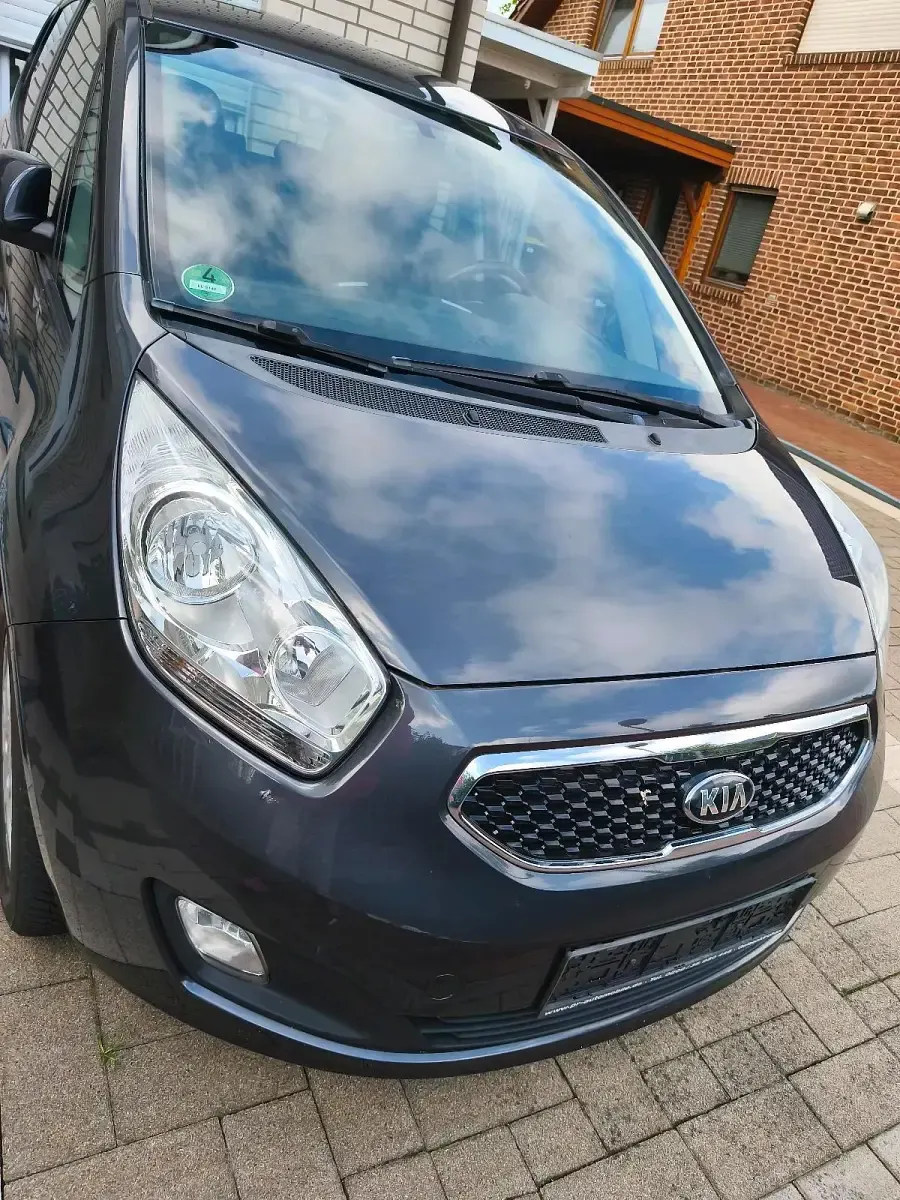 Używany Kia Ceed 90 KM (66 kW) 2013 Szary Hatchback