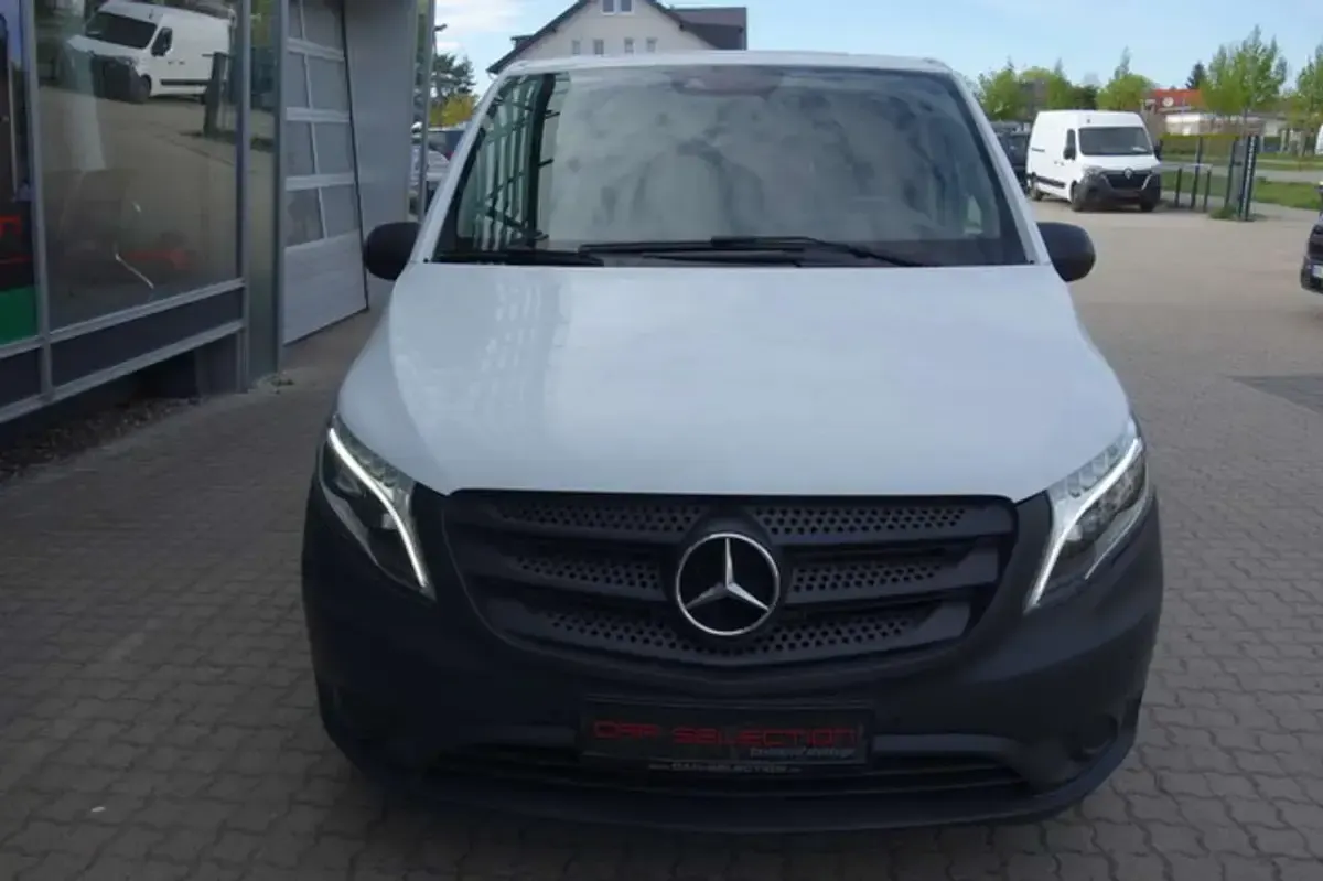 Gebraucht Mercedes Vito 136 PS (100 kW) 2021 Weiß Van