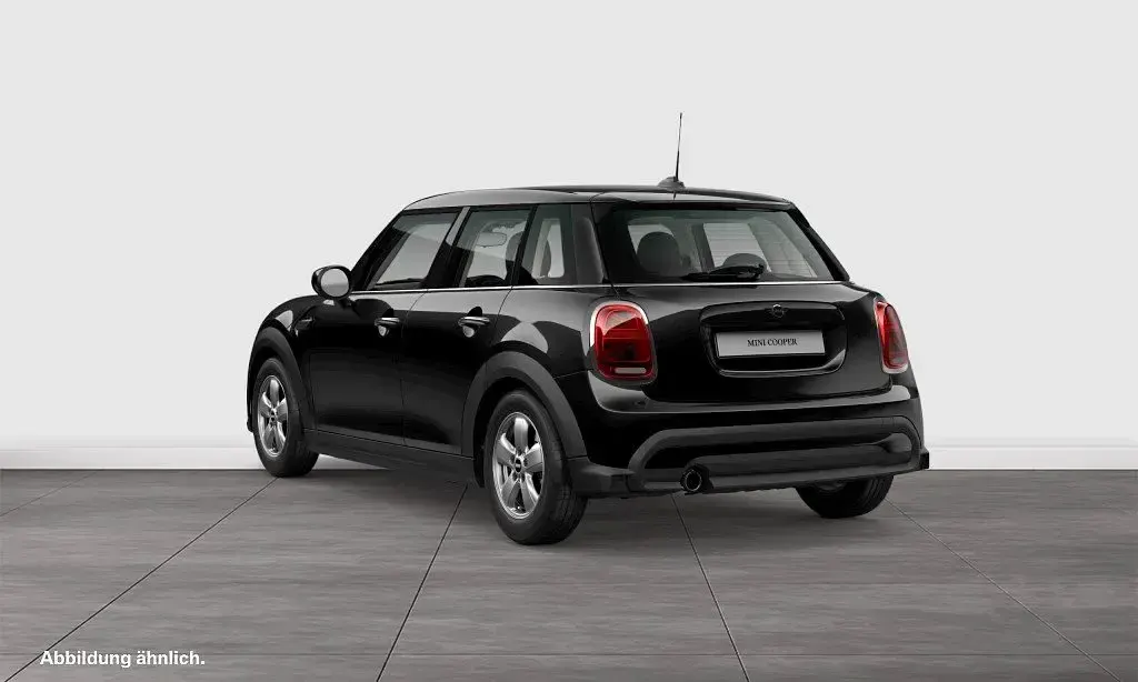Gebraucht Mini Cooper Essential 136 PS (100 kW) 2023 Midnight black ii Kleinwagen
