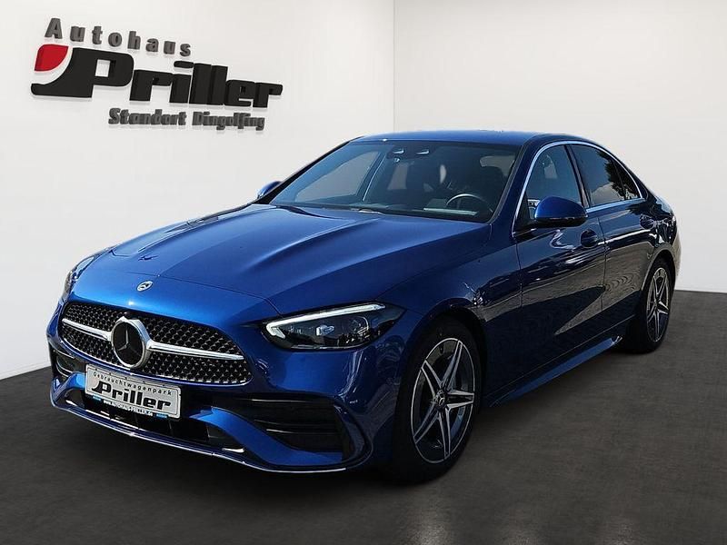 Blau Gebraucht 2023 Mercedes C220 AMG line Limousine | 44.900 € (Teuer) - Bild 1/4