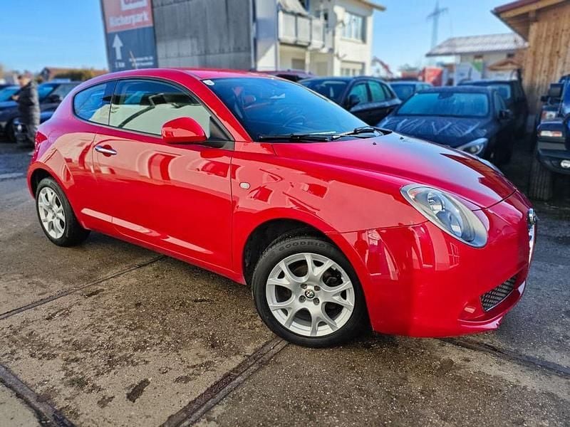Gebraucht Alfa Romeo MiTo 77 PS (56 kW) 2014 Rot Kleinwagen