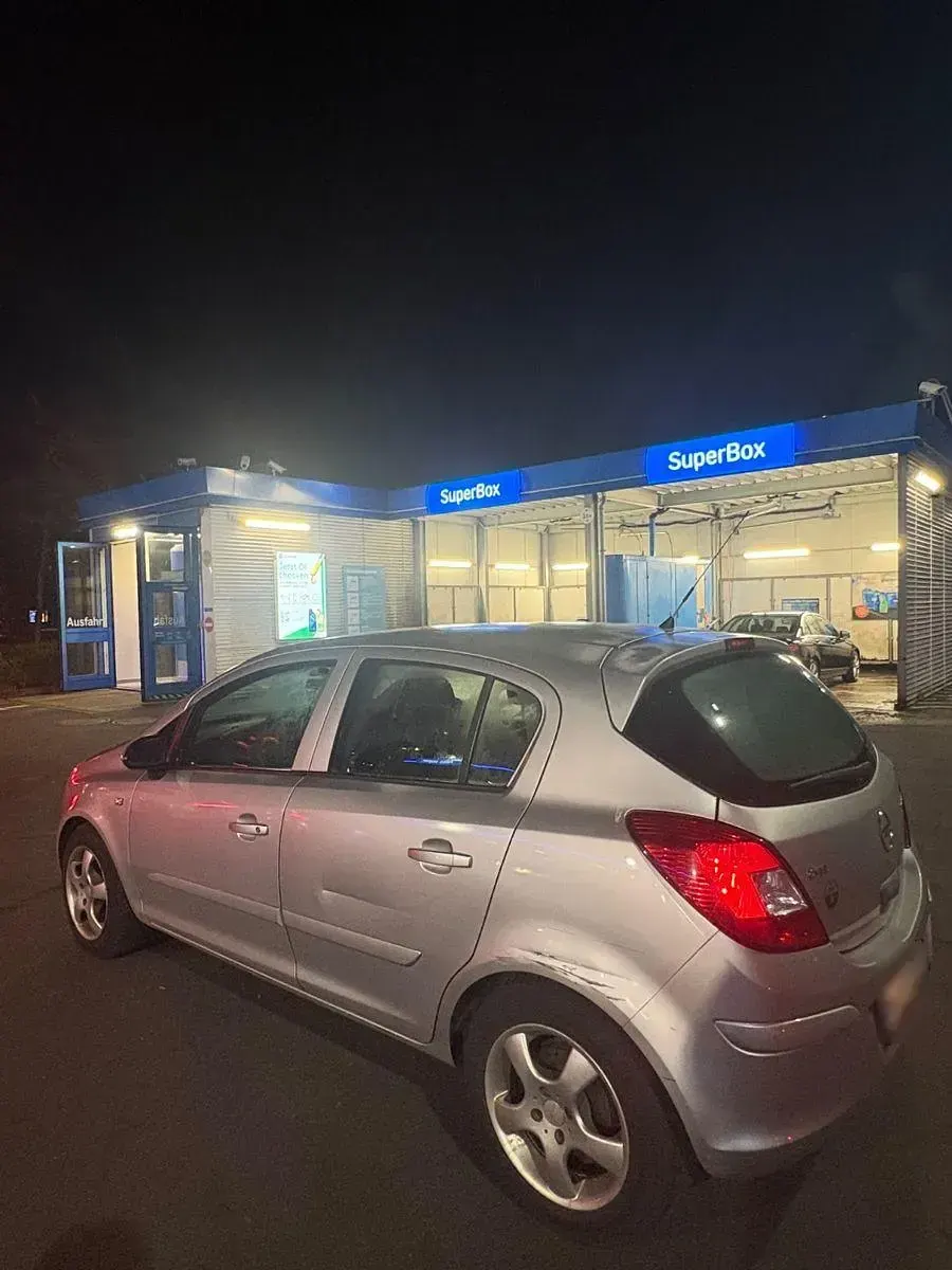 Używany Opel Corsa 80 KM (58 kW) 2006 Srebrny Hatchback