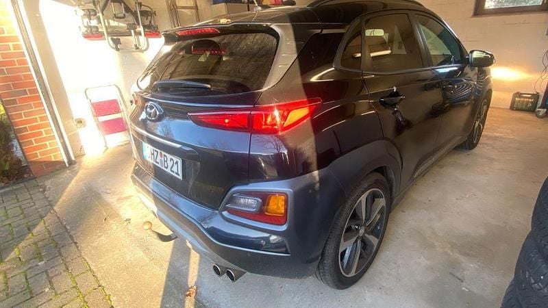 Gebraucht Hyundai Kona Style 120 PS (88 kW) 2018 Schwarz SUV