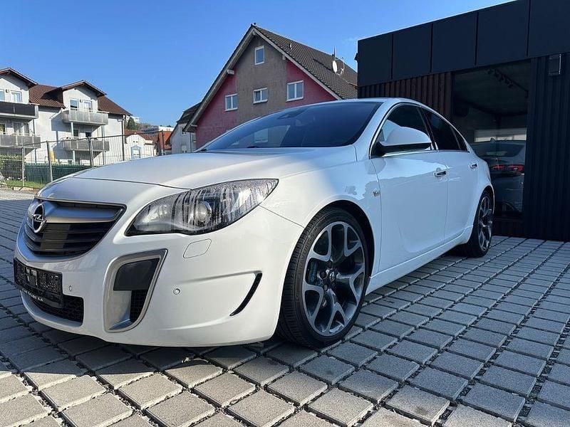 Gebraucht Opel Insignia OPC 325 PS (239 kW) 2017 Weiß Limousine