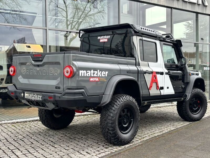Gebraucht Ineos Grenadier 249 PS (183 kW) 2024 Schwarz SUV