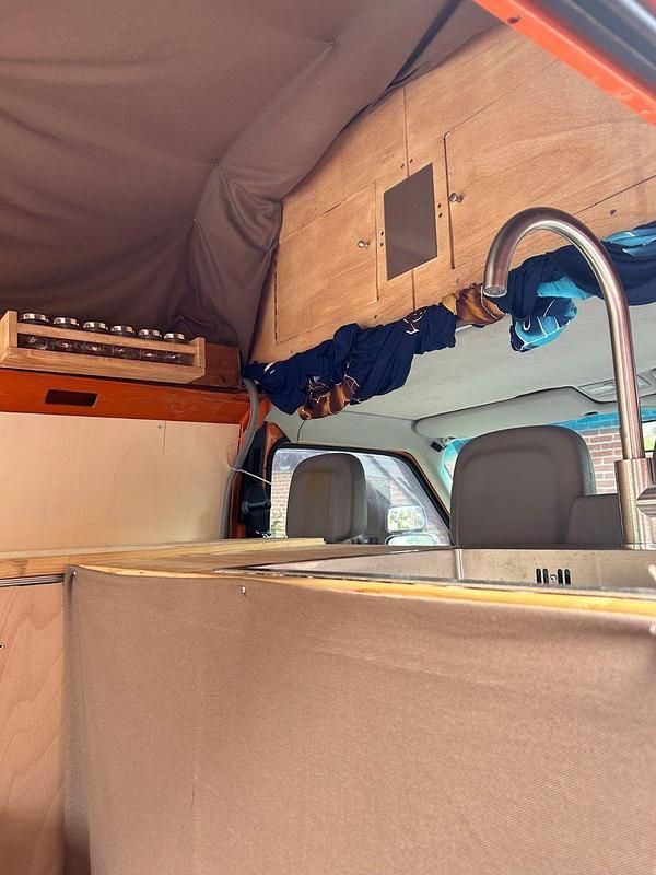 Gebraucht VW T4 84 PS (61 kW) 1999 Orange Van